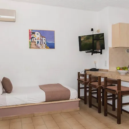 Aspro Aparthotel Hersonissos (Crete)