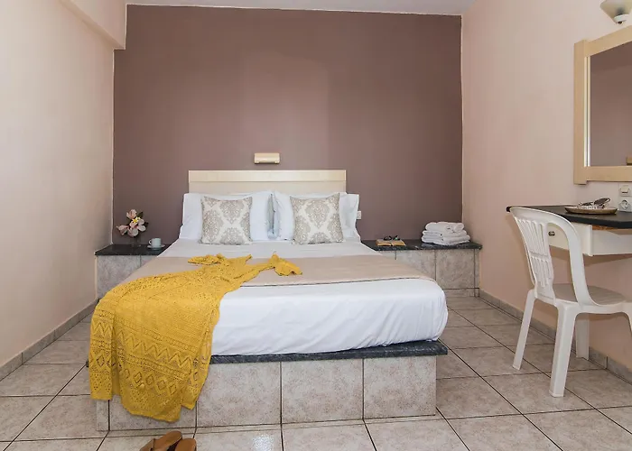 Aspro Hersonissos (Crete)